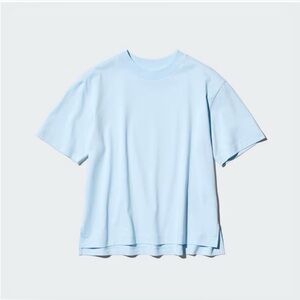 Uniqlo AIRism Tee
